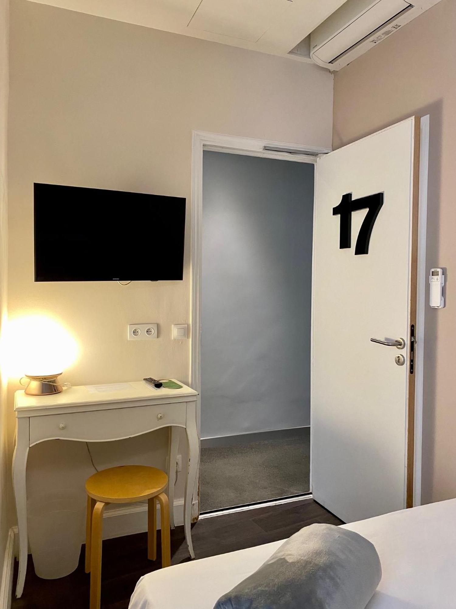 Hotel Select โบลิเยอ-ซูร์-แมร์ ภายนอก รูปภาพ